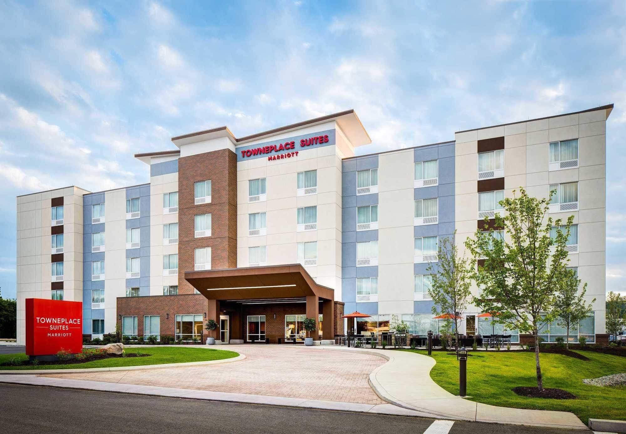 Towneplace Suites By Marriott Ames Exterior foto